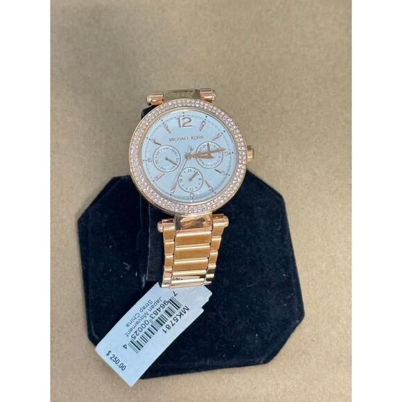 Michael Kors MK5871 Women's Everest Gold Stainless-Steel Quartz Fashion Watch - Picture 2 of 5